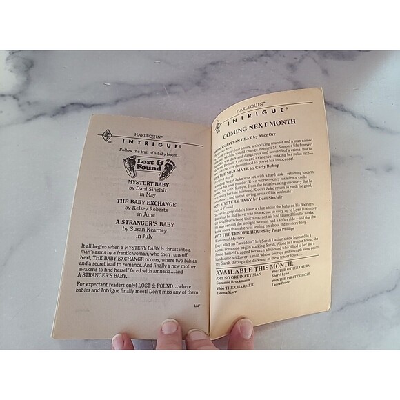 The Pirate Ghost By Laura Pender Paperback - Picture 8 of 10